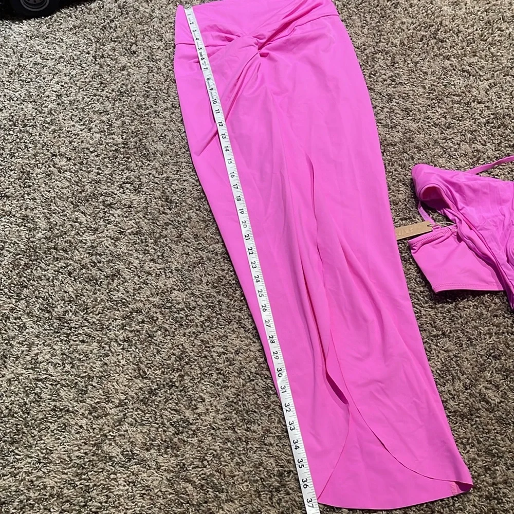 Skims Signature Swim Sarong Skirt and swim suit NWT